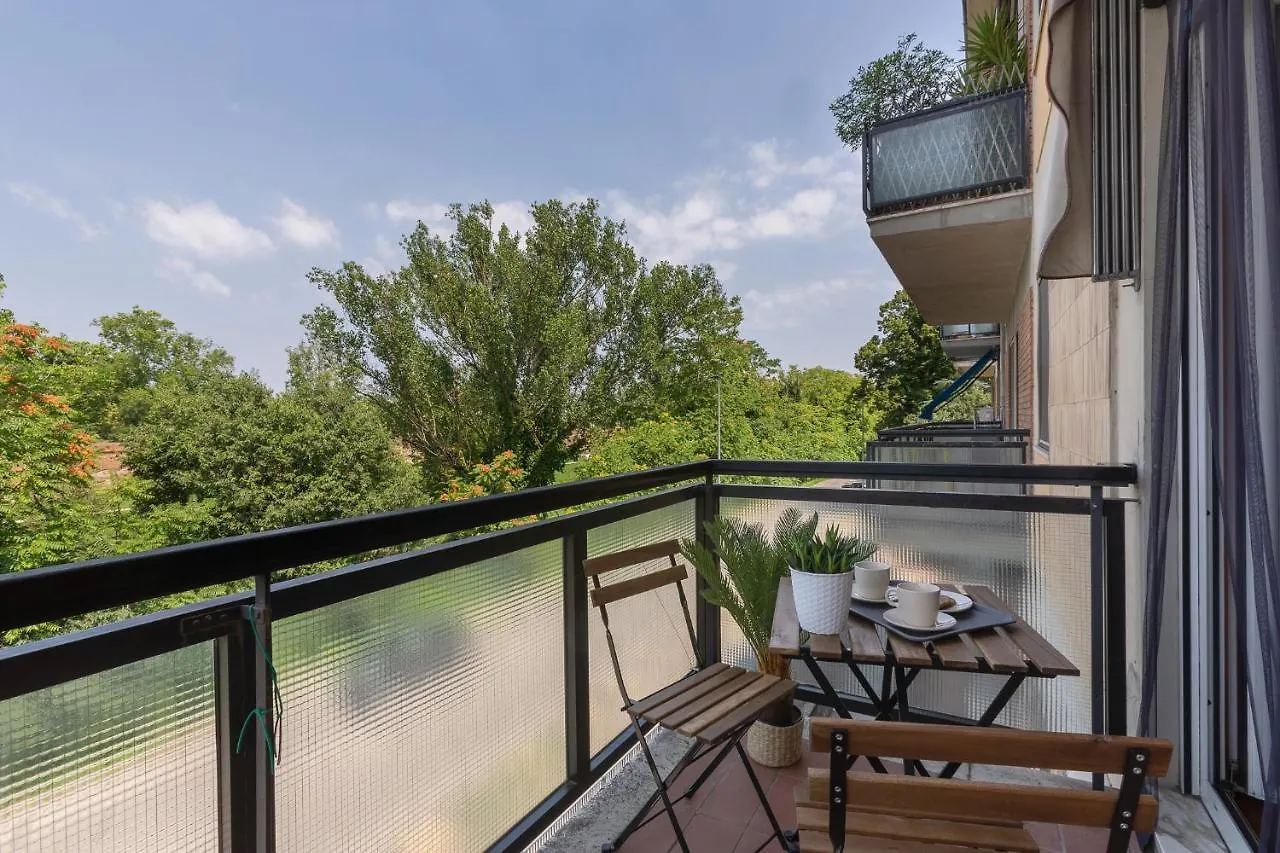 Prospettiva Corso Giovecca apartment with parking Ferrara