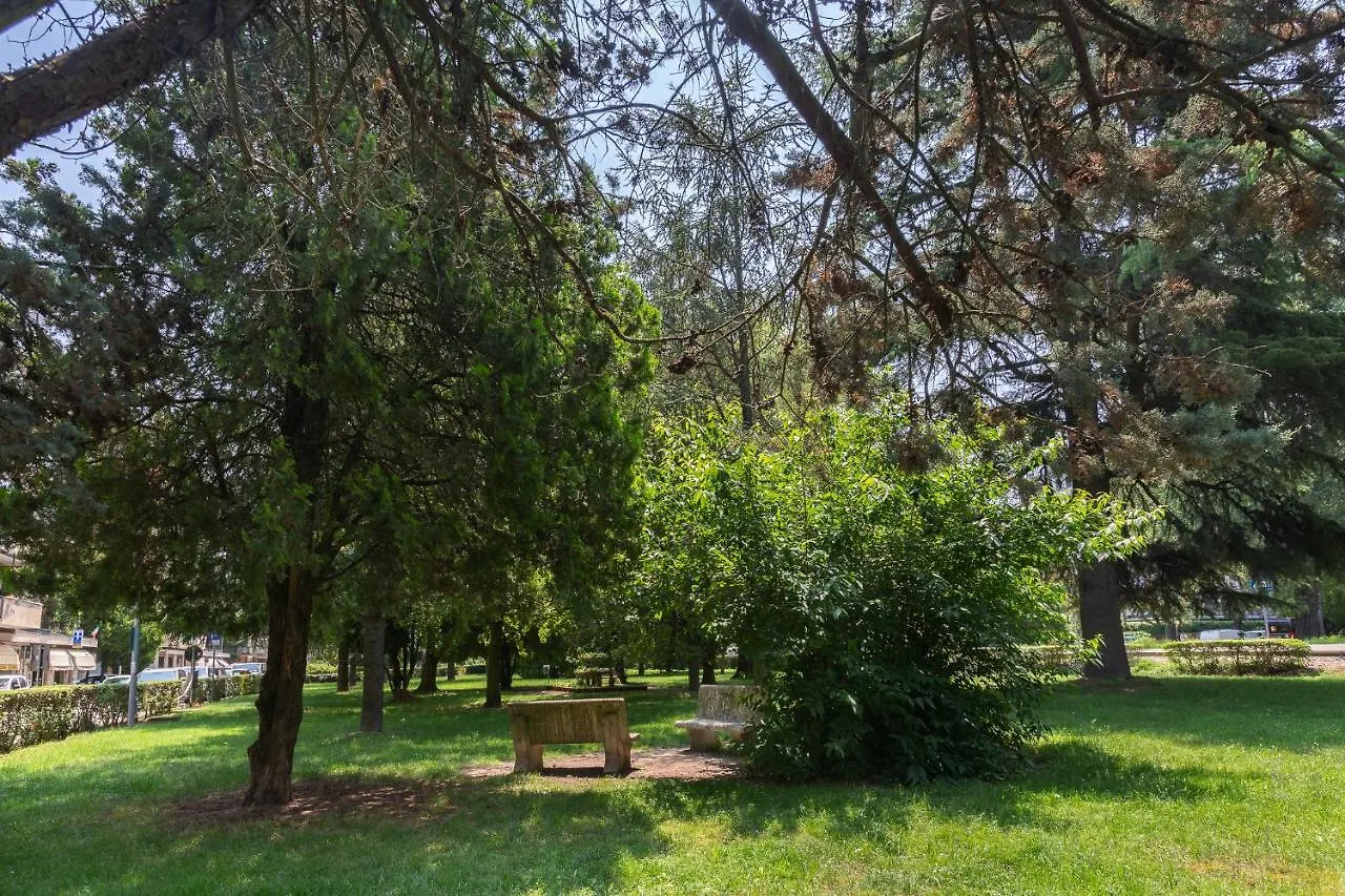 Prospettiva Corso Giovecca apartment with parking Ferrara